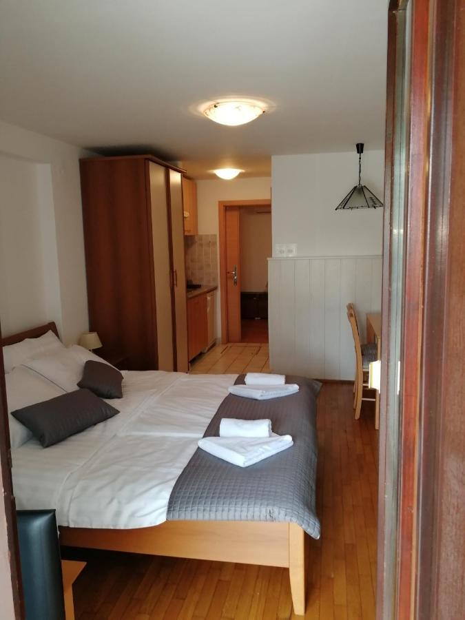 Apartmaji Z Fizine Portoroz Exterior photo